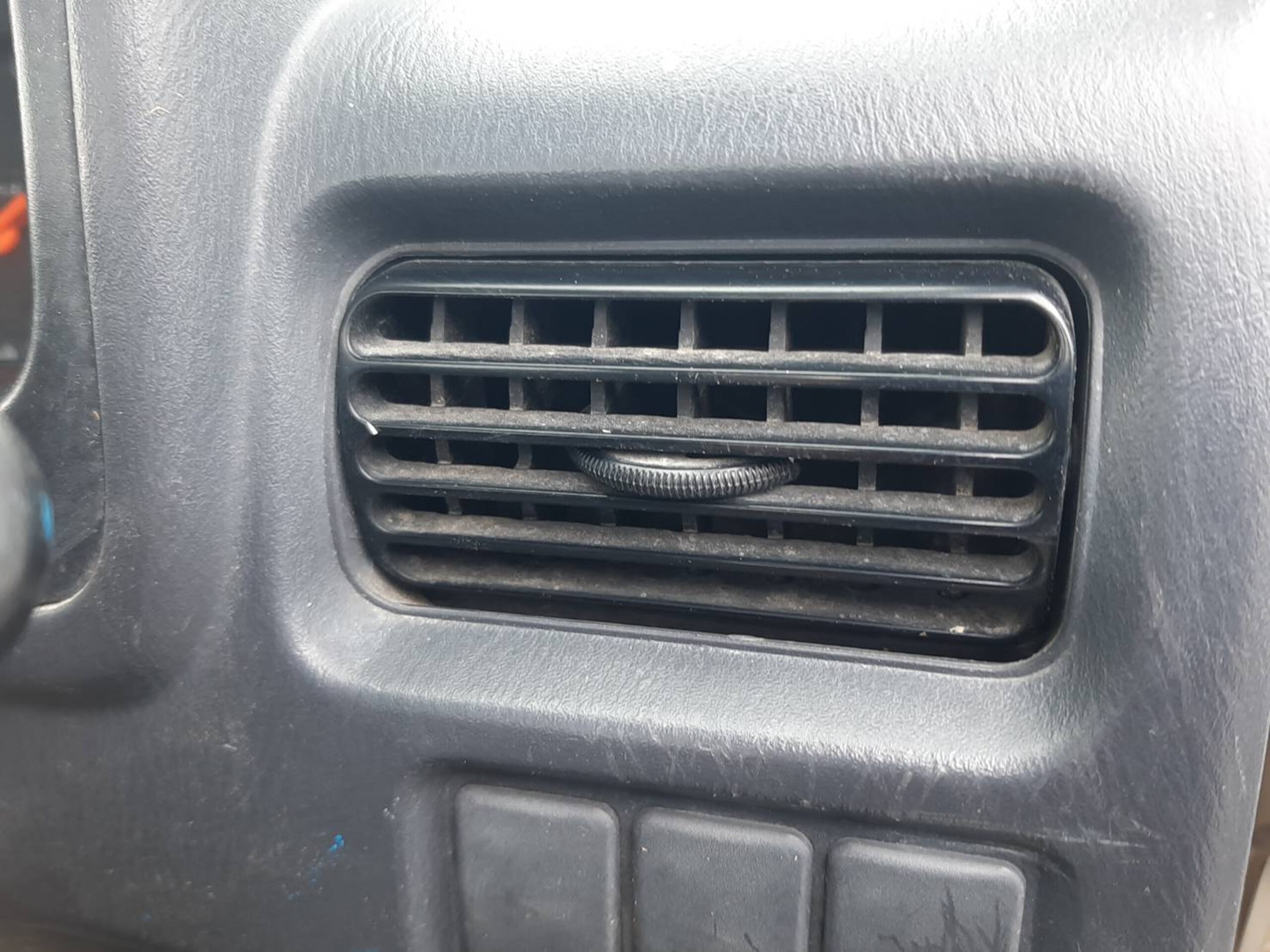 2000 Subaru Sambar JDM car for sale — photo 20 of 25