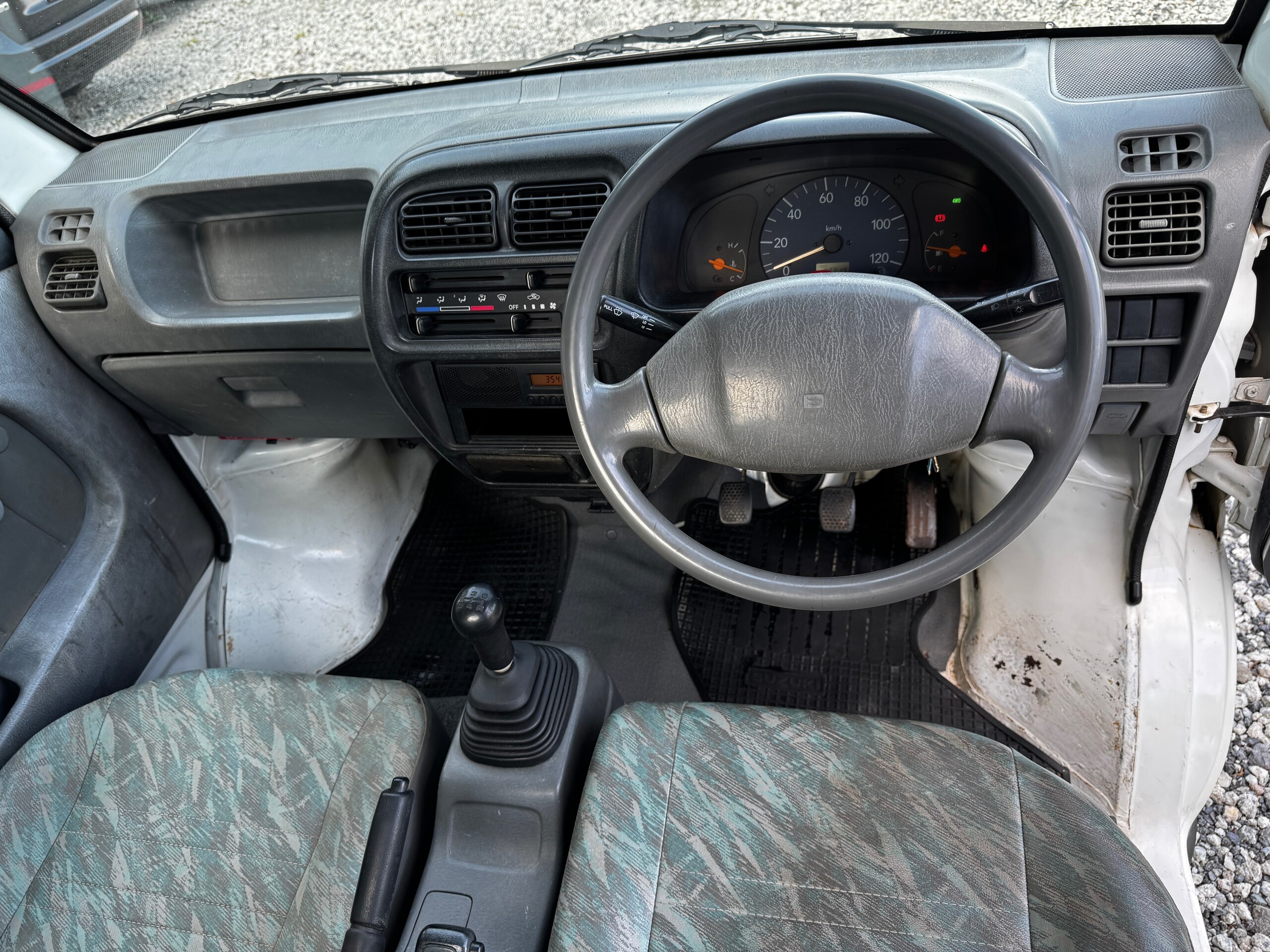 2000 Suzuki Carry JDM car for sale — photo 13 of 25