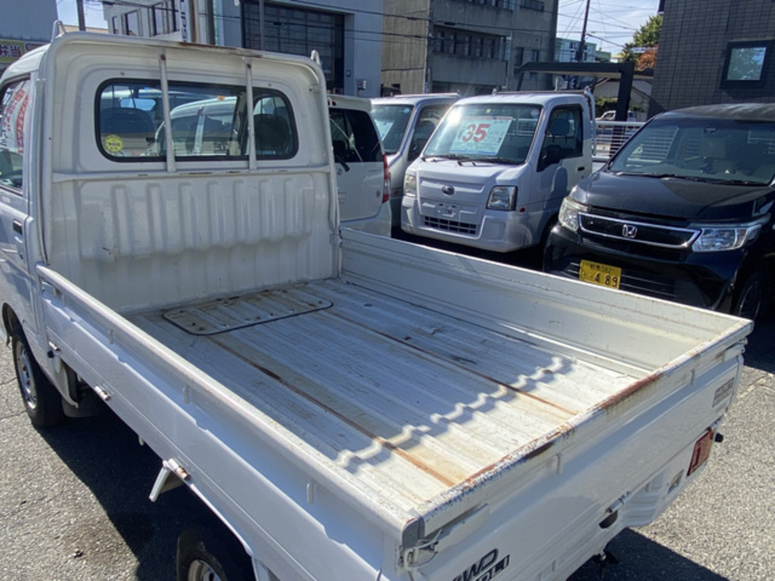 1999 Daihatsu Hijet JDM car for sale — photo 11 of 19