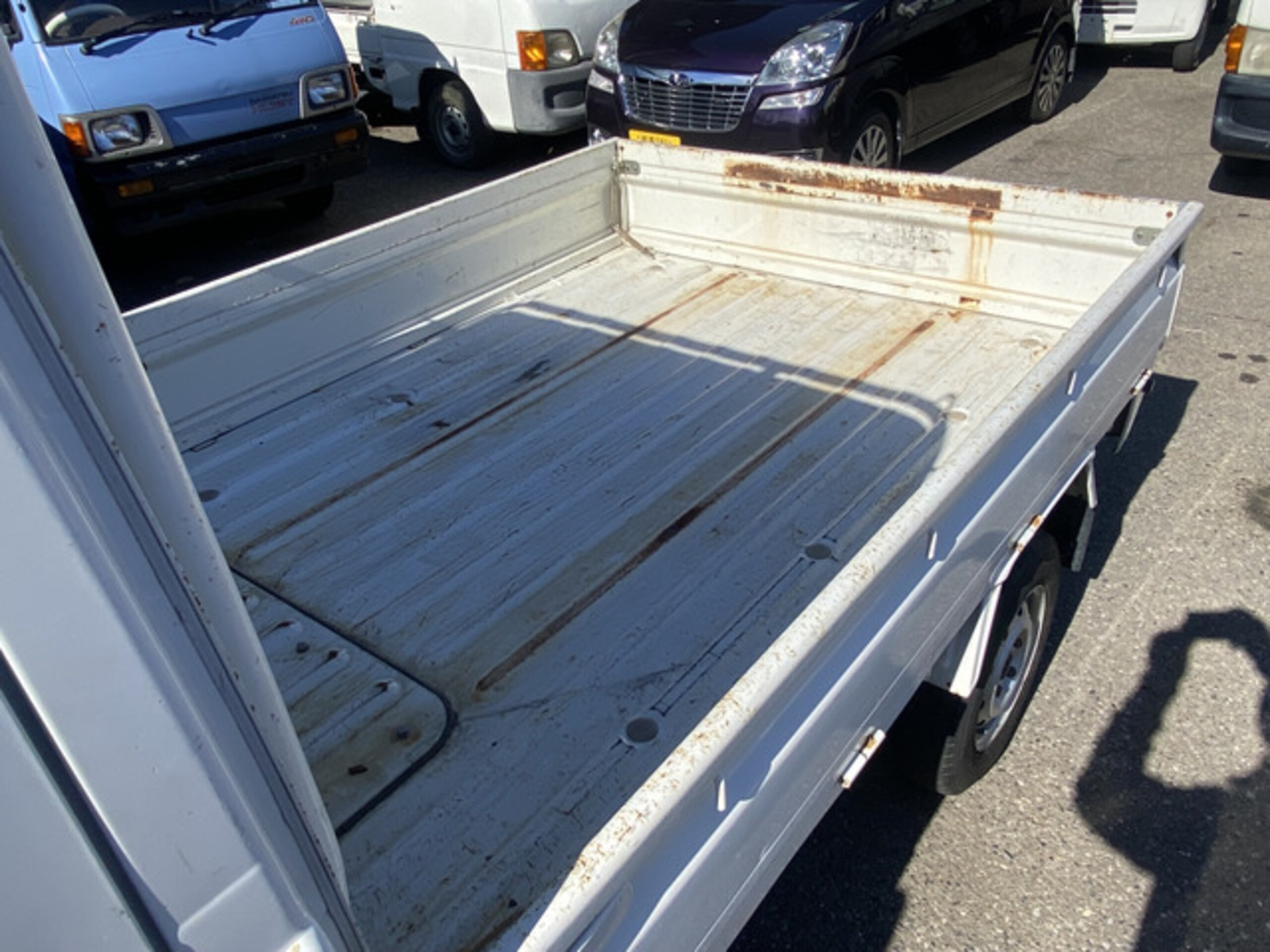 1999 Daihatsu Hijet JDM car for sale — photo 12 of 19