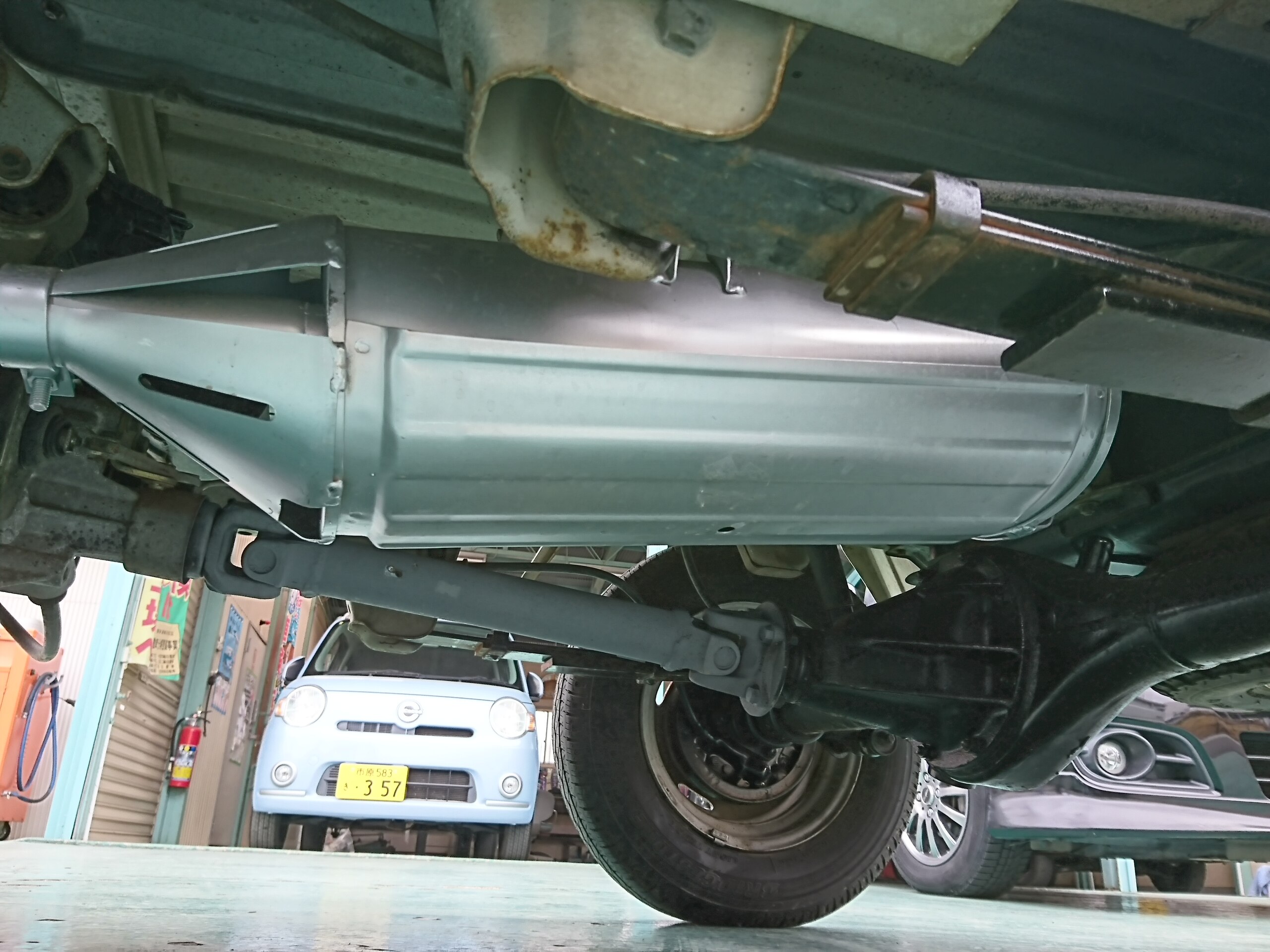 1995 Mitsubishi Minicab JDM car for sale — photo 16 of 25