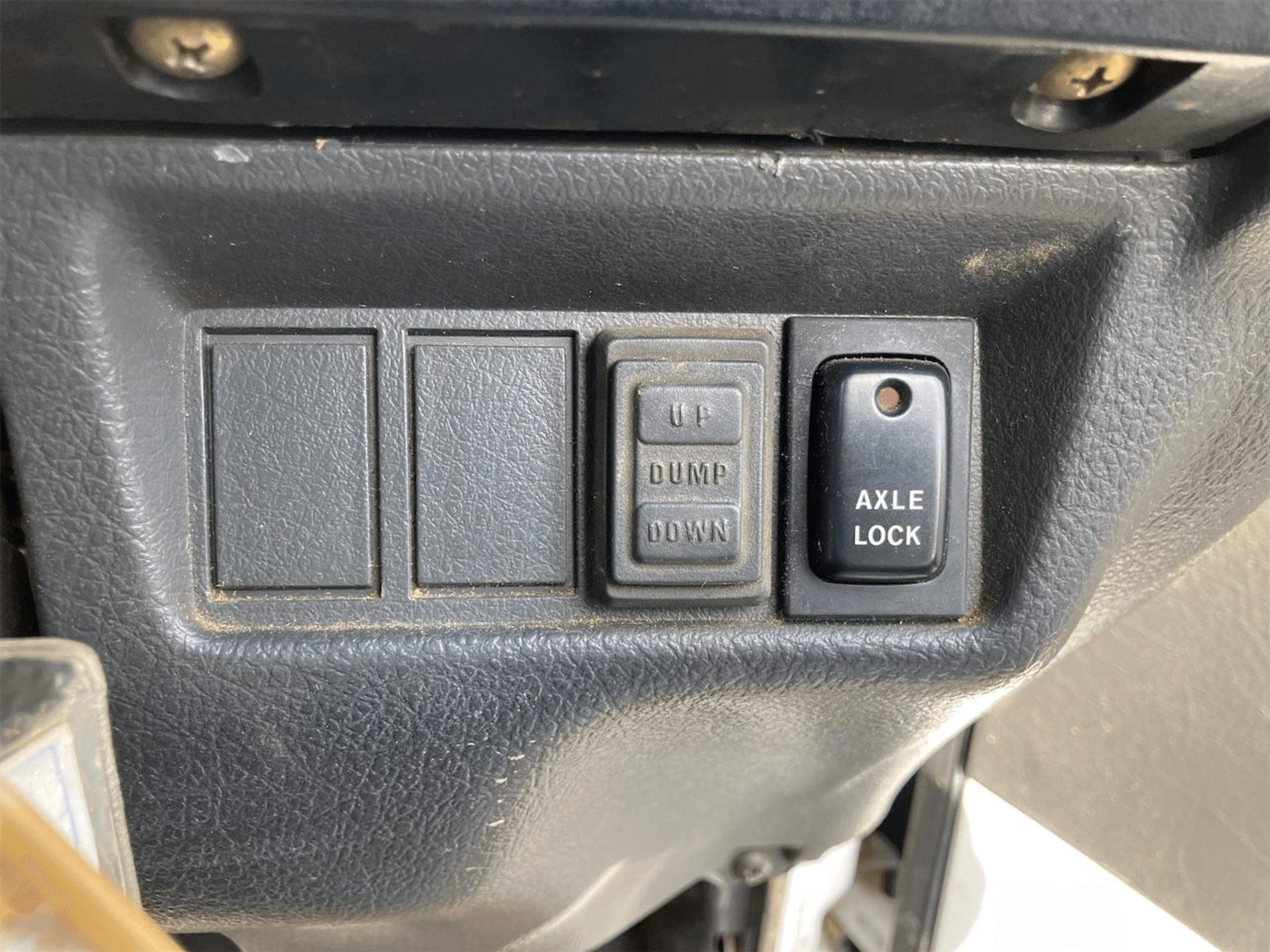 1992 Suzuki Carry JDM car for sale — photo 25 of 25