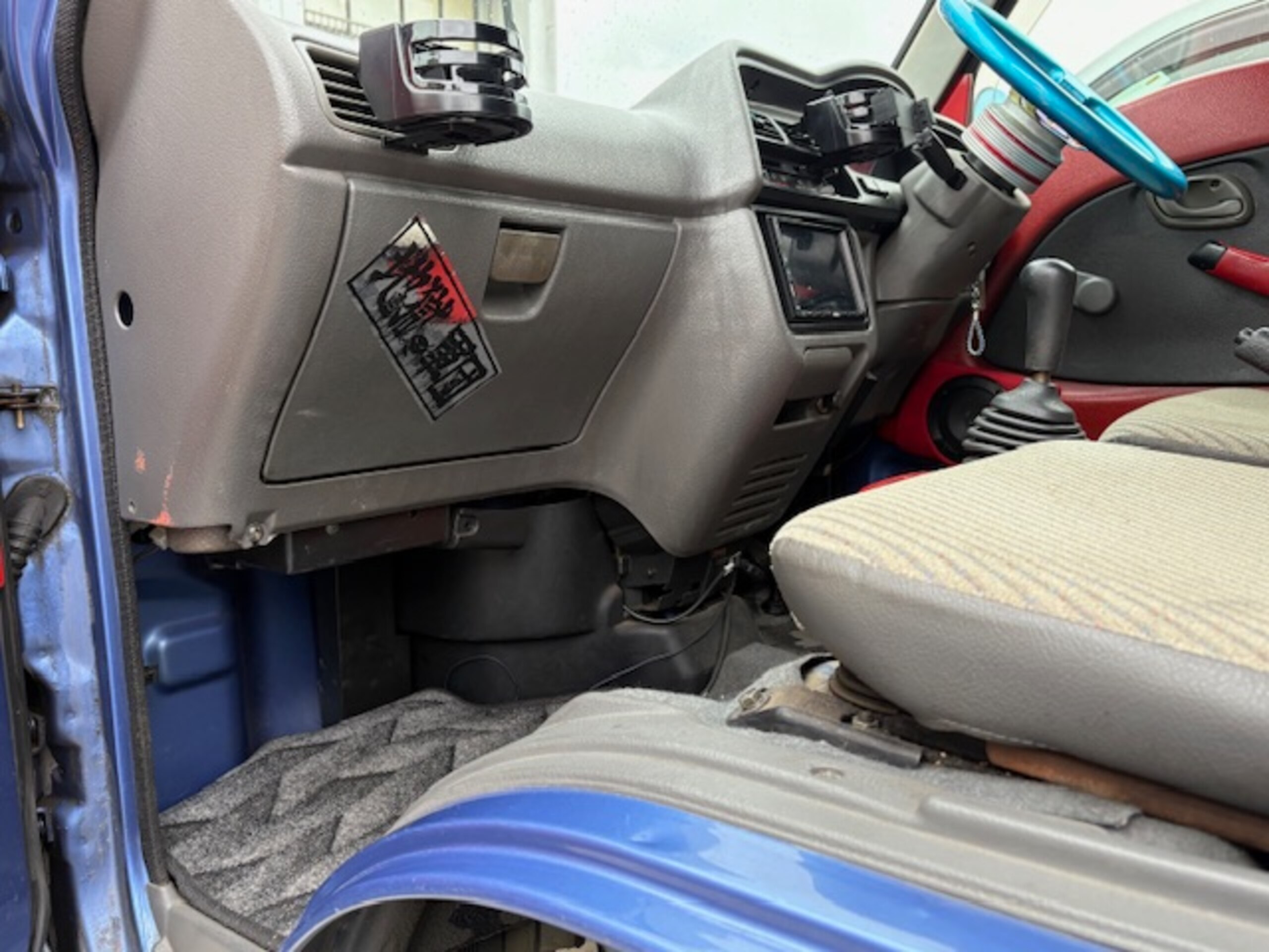 1998 Suzuki Every JDM car for sale — photo 24 of 25