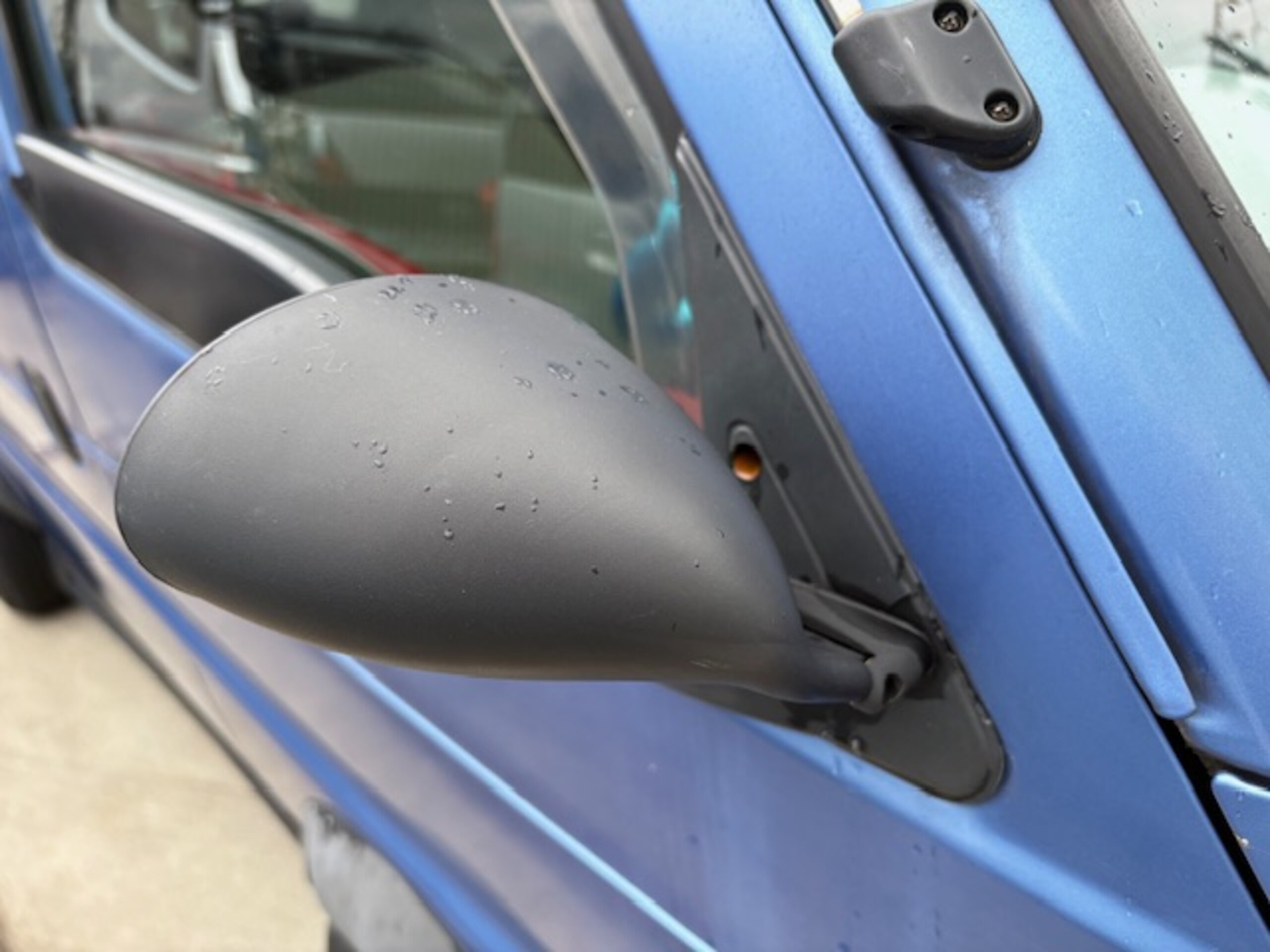 1998 Suzuki Every JDM car for sale — photo 9 of 25
