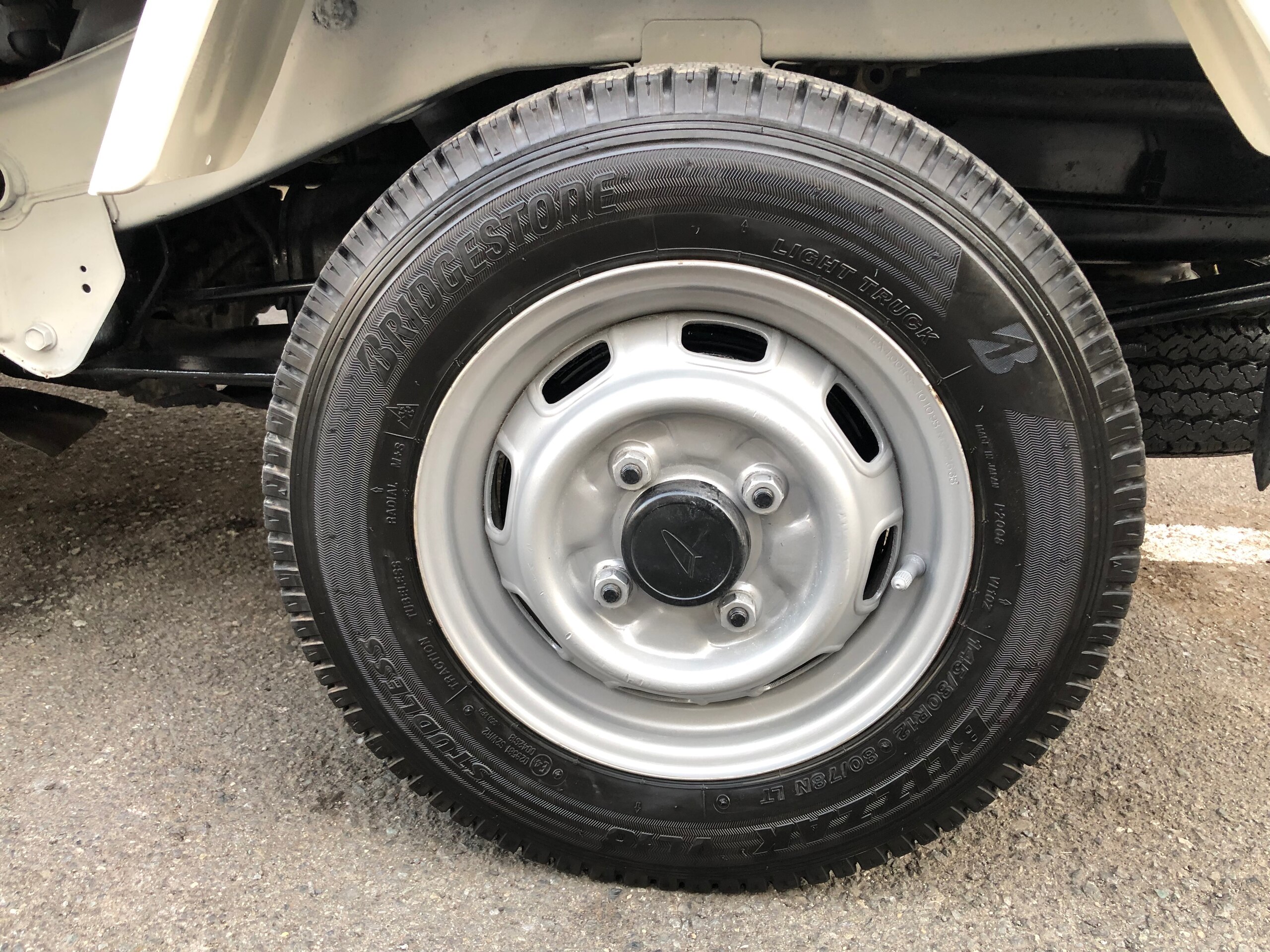 1998 Daihatsu Hijet JDM car for sale — photo 22 of 25