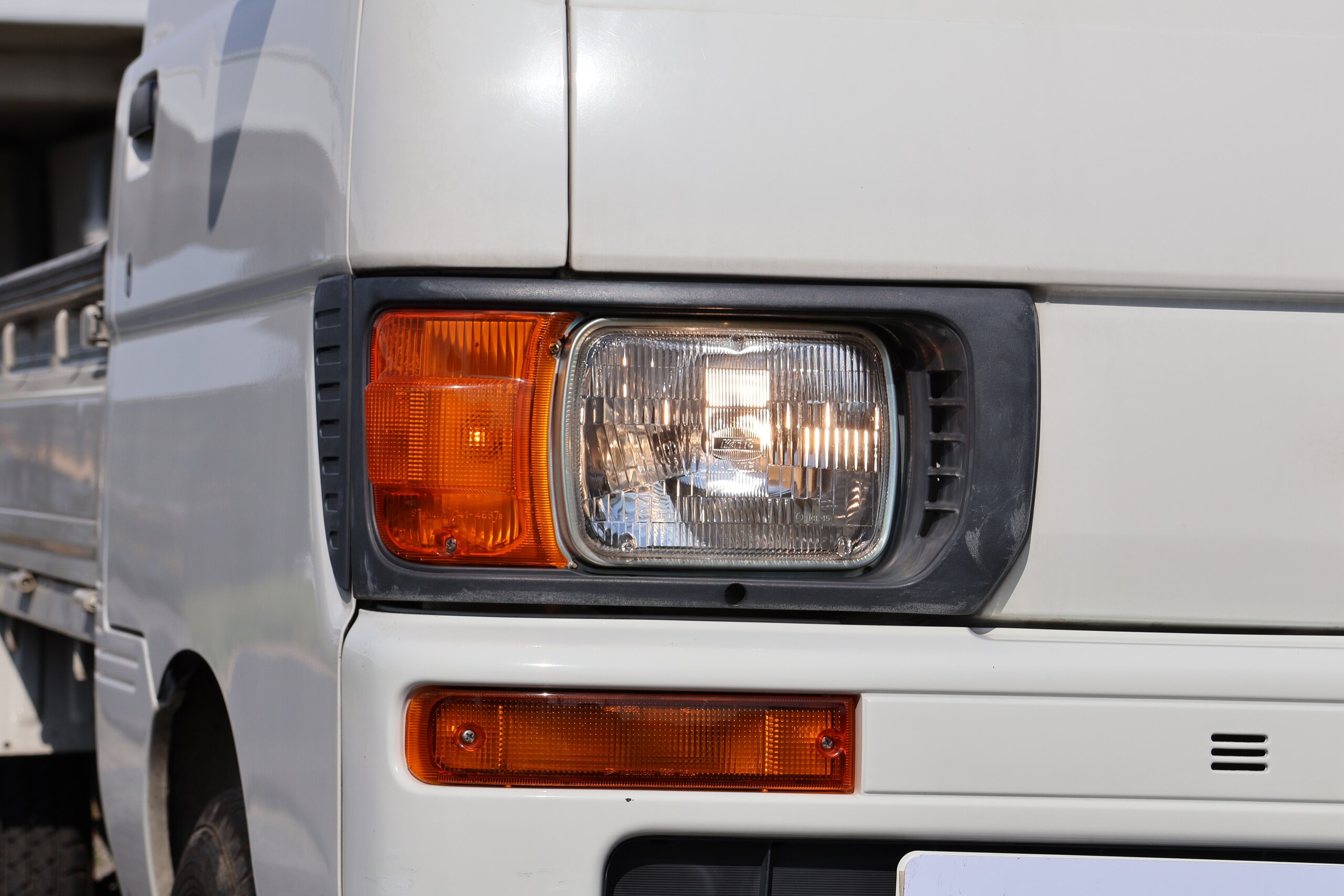 1998 Daihatsu Hijet JDM car for sale — photo 23 of 25