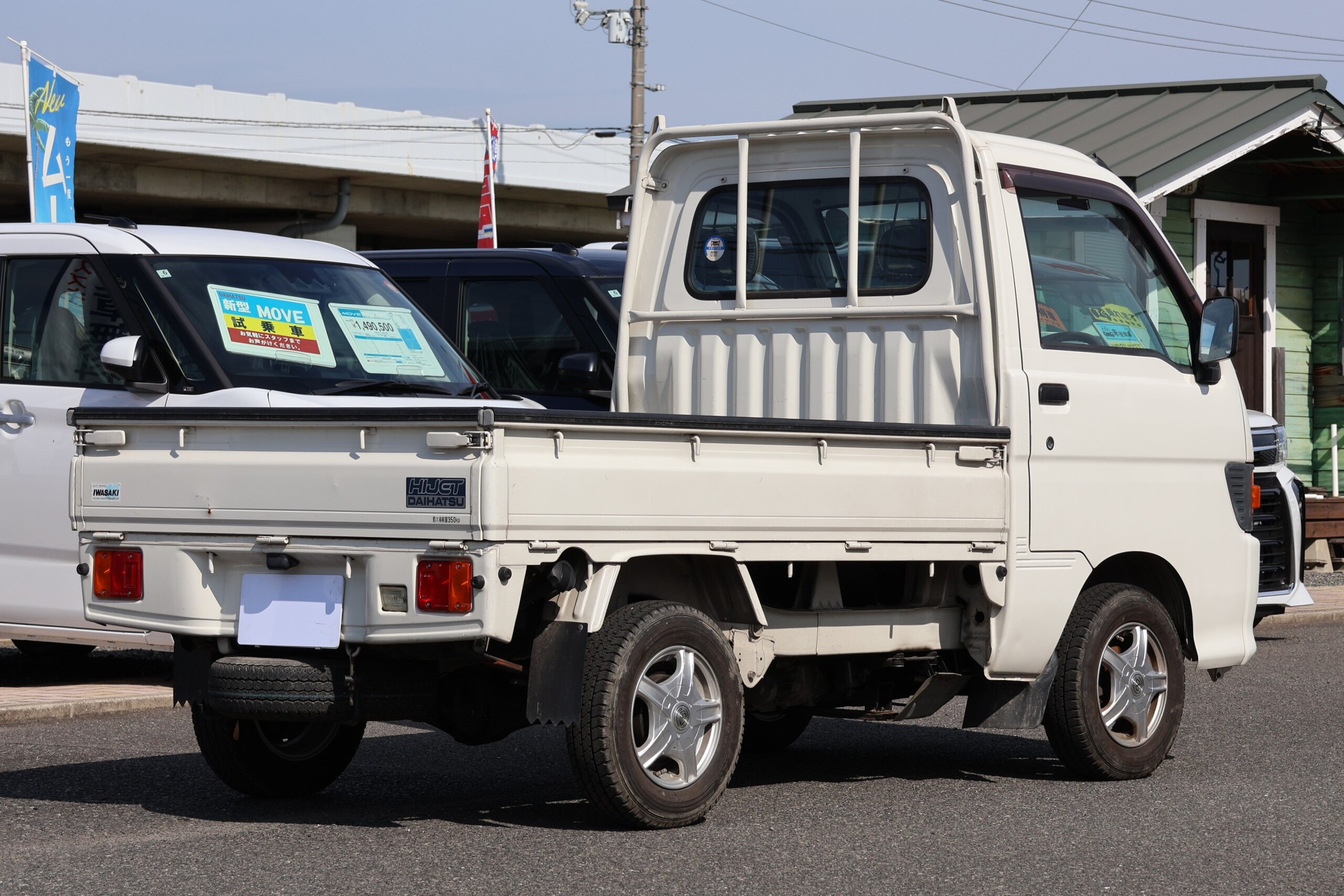 1998 Daihatsu Hijet JDM car for sale — photo 10 of 25
