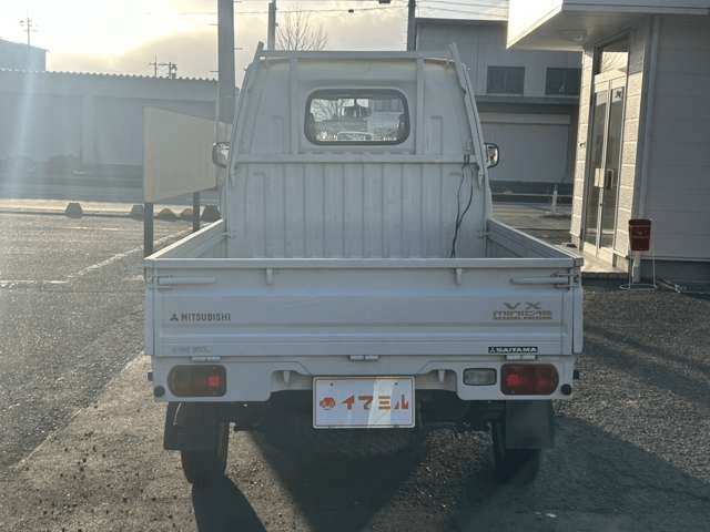 1998 Mitsubishi Minicab JDM car for sale — photo 5 of 23