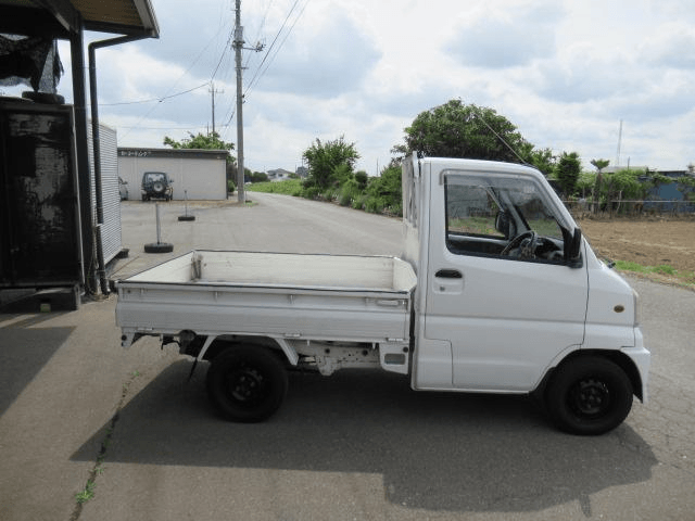 1999 Mitsubishi Minicab JDM car for sale — photo 18 of 25