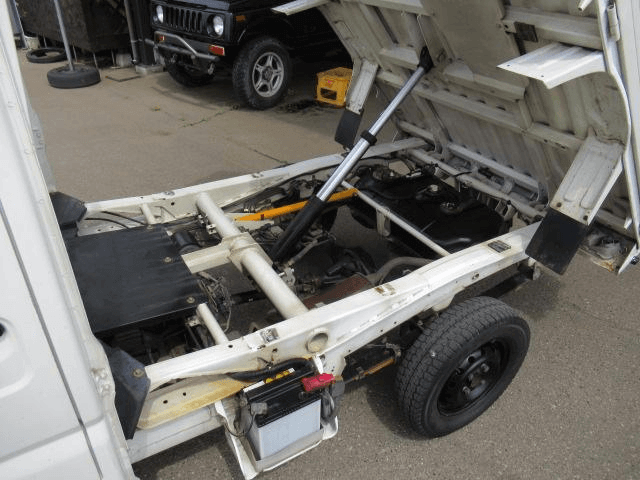 1999 Mitsubishi Minicab JDM car for sale — photo 12 of 25