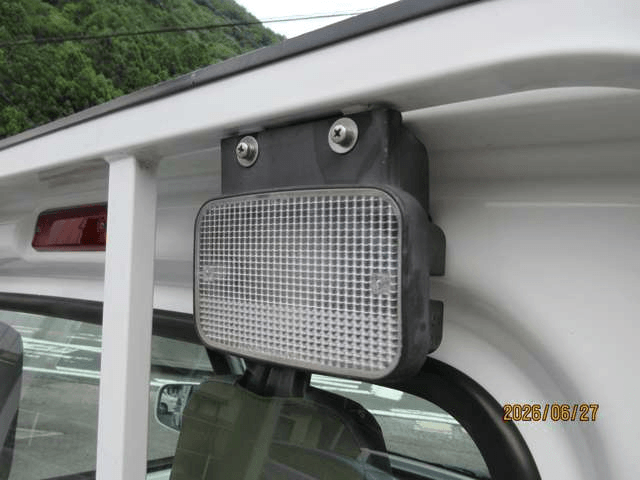 2000 Mitsubishi Minicab JDM car for sale — photo 17 of 25
