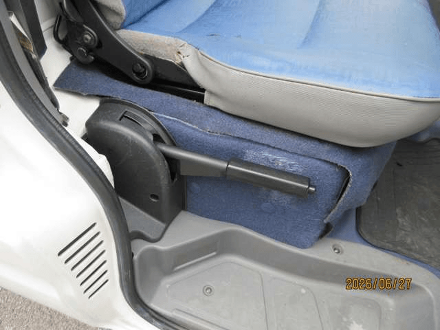 2000 Mitsubishi Minicab JDM car for sale — photo 22 of 25