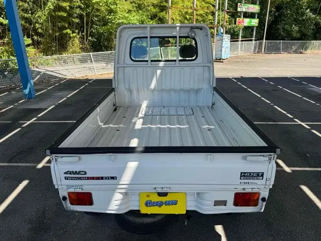 1999 Daihatsu Hijet JDM car for sale — photo 6 of 25