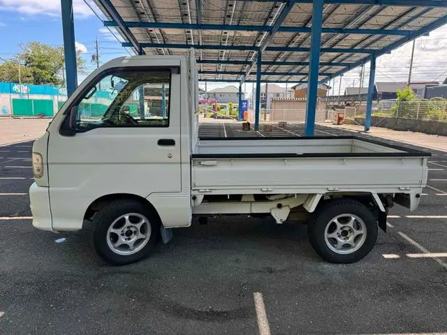 1999 Daihatsu Hijet JDM car for sale — photo 14 of 25