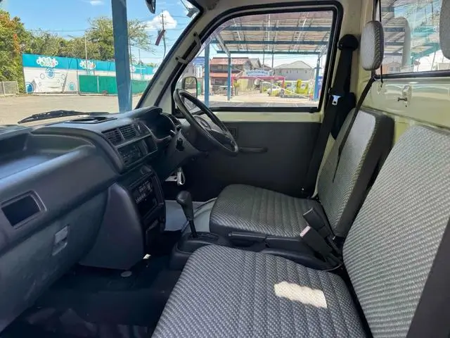 1999 Daihatsu Hijet JDM car for sale — photo 17 of 25