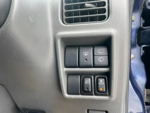 1999 Suzuki Every JDM car for sale — photo 24 of 25