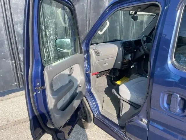 1999 Suzuki Every JDM car for sale — photo 14 of 25