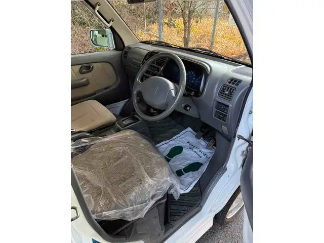 1999 Suzuki Every JDM car for sale — photo 9 of 16