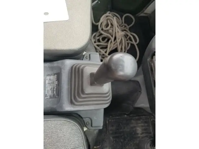1992 Suzuki Carry JDM car for sale — photo 9 of 13