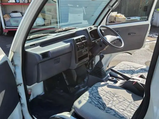 1997 Mitsubishi Minicab JDM car for sale — photo 10 of 20