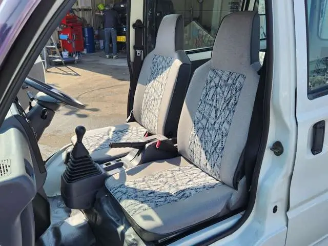 1997 Mitsubishi Minicab JDM car for sale — photo 11 of 20