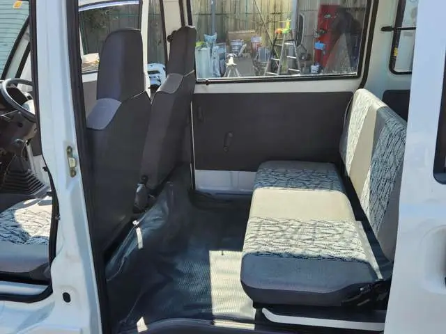 1997 Mitsubishi Minicab JDM car for sale — photo 12 of 20