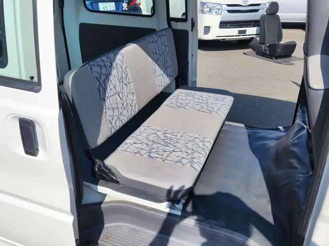 1997 Mitsubishi Minicab JDM car for sale — photo 13 of 20