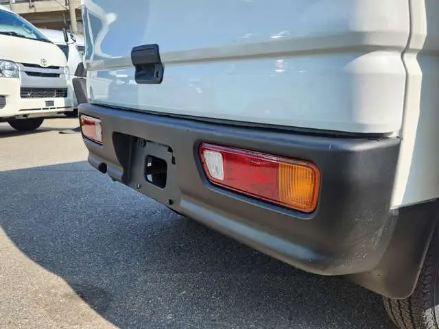 1997 Mitsubishi Minicab JDM car for sale — photo 3 of 20