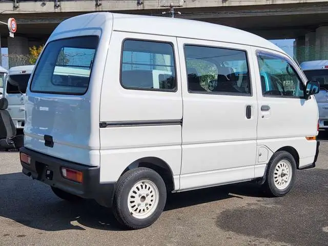 1997 Mitsubishi Minicab JDM car for sale — photo 5 of 20