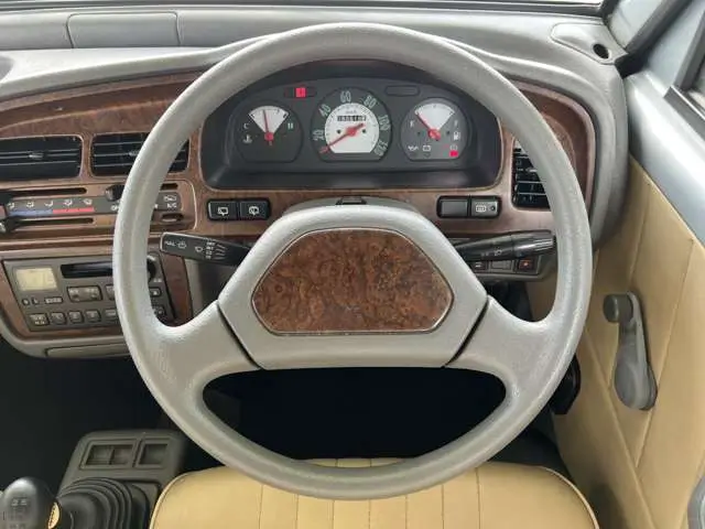 1997 Suzuki Every JDM car for sale — photo 22 of 25