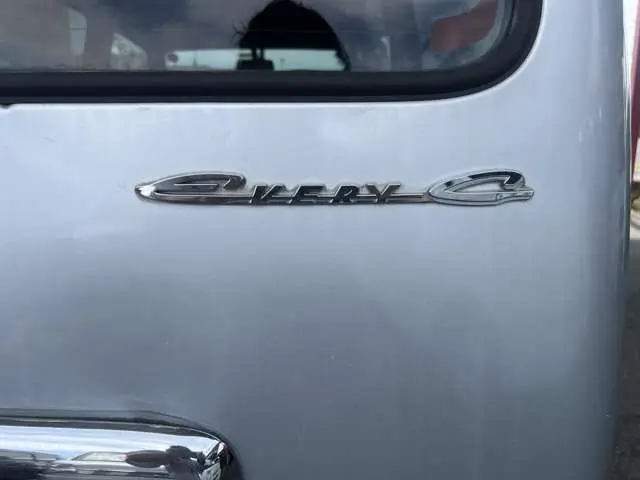 1997 Suzuki Every JDM car for sale — photo 11 of 25