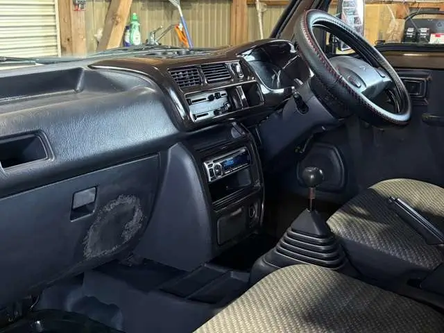 1999 Daihatsu Hijet JDM car for sale — photo 8 of 25