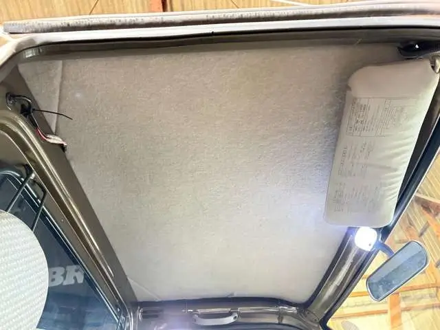 1999 Daihatsu Hijet JDM car for sale — photo 19 of 25