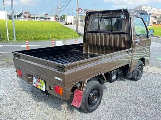 1999 Daihatsu Hijet JDM car for sale — photo 24 of 25