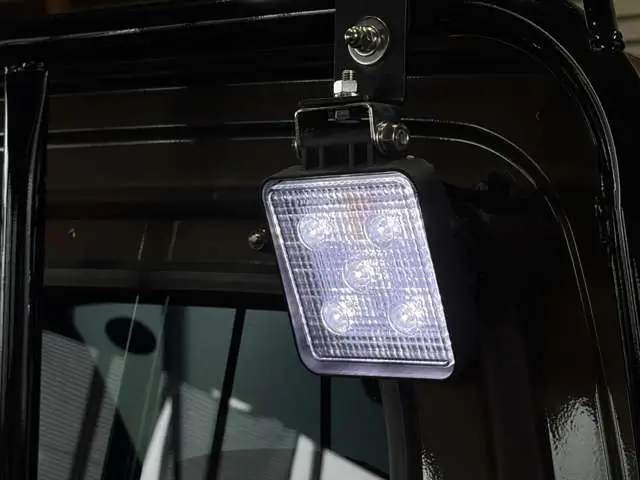 1999 Daihatsu Hijet JDM car for sale — photo 16 of 25