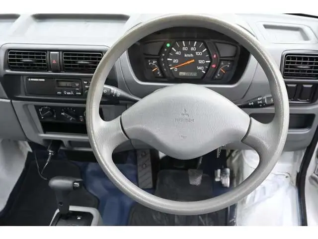 2000 Mitsubishi Minicab JDM car for sale — photo 6 of 25