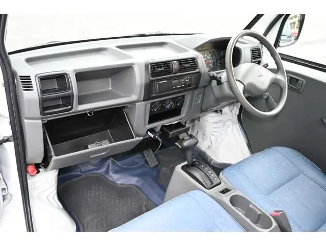 2000 Mitsubishi Minicab JDM car for sale — photo 18 of 25