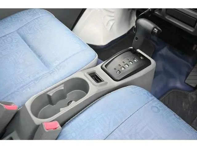 2000 Mitsubishi Minicab JDM car for sale — photo 14 of 25