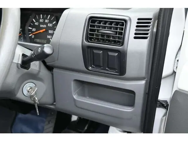 2000 Mitsubishi Minicab JDM car for sale — photo 15 of 25