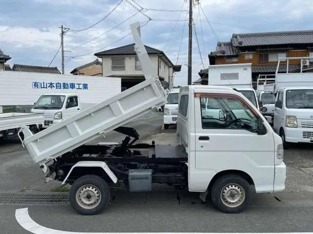 2000 Daihatsu Hijet JDM car for sale — photo 8 of 25