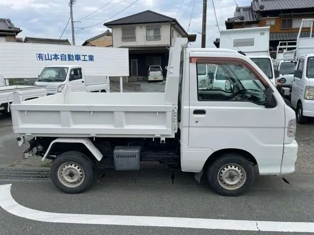 2000 Daihatsu Hijet JDM car for sale — photo 15 of 25