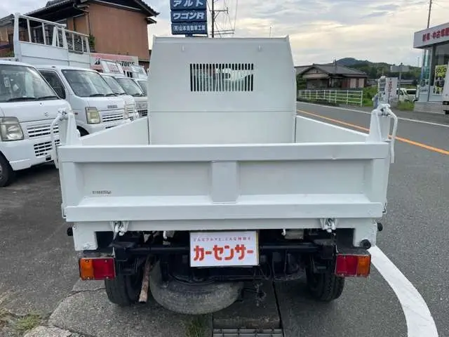 2000 Daihatsu Hijet JDM car for sale — photo 13 of 25
