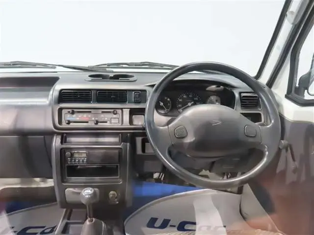 2000 Daihatsu Hijet JDM car for sale — photo 7 of 20