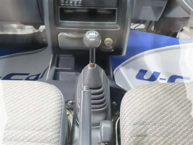 2000 Daihatsu Hijet JDM car for sale — photo 9 of 20