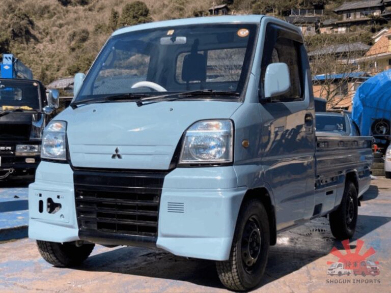 Best Kei Truck For Leg Room & Power Mitsubishi Minicab Truck
