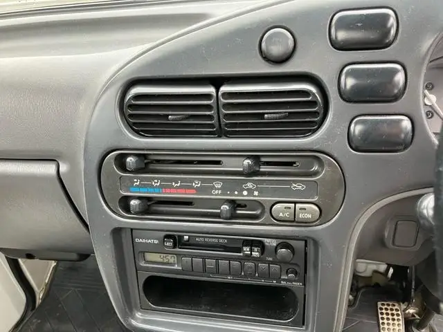 1997 Daihatsu Hijet JDM car for sale — photo 16 of 25