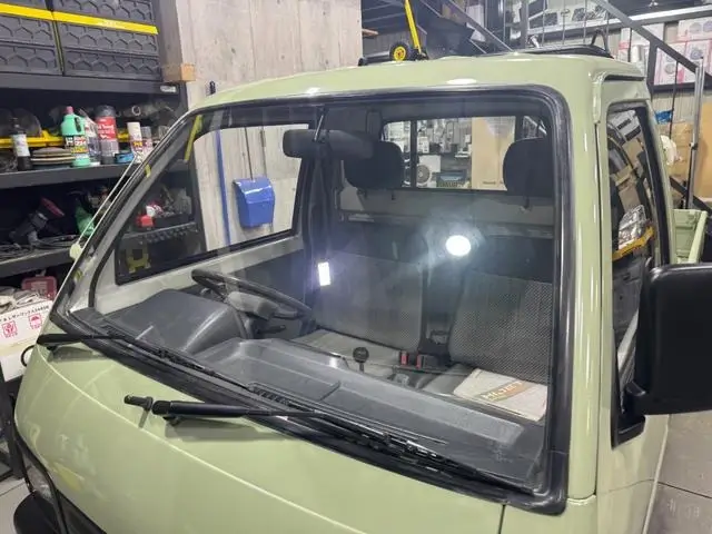 1993 Daihatsu Hijet JDM car for sale — photo 16 of 25