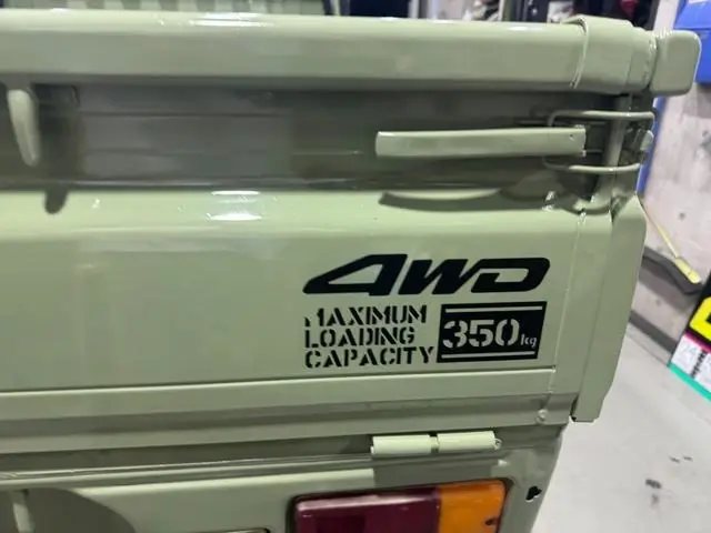 1993 Daihatsu Hijet JDM car for sale — photo 9 of 25