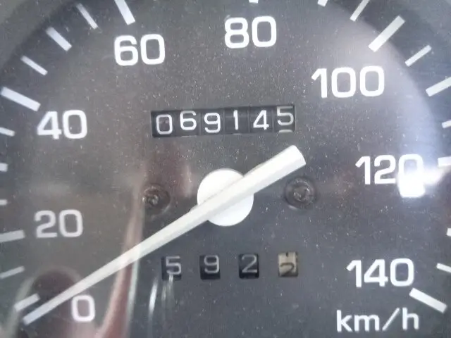 2001 Daihatsu Hijet JDM car for sale — photo 13 of 25