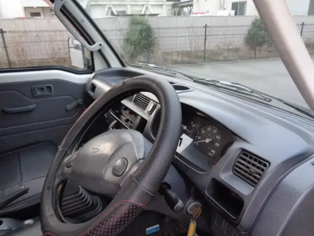 2001 Daihatsu Hijet JDM car for sale — photo 15 of 25